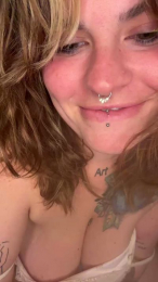 pmarie22 webcam model stream image