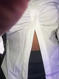 Your_Paris webcam model stream image