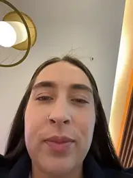 Holly_Play webcam stripchat model stream image