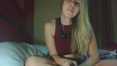 Emilyvuxa webcam cam4 model stream image