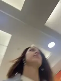 DollyTall webcam stripchat model stream image