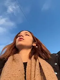 DollyTall webcam model stream image