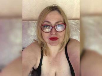SvetlanaMinetovna webcam model stream image