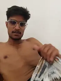 kaushikhotty webcam stripchat model stream image