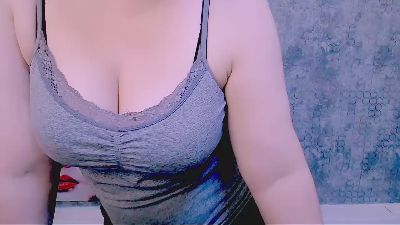 Djullia webcam model stream image