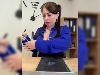 Fox_Black webcam bongacams model stream image