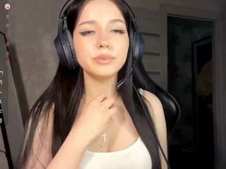 madelinebaker webcam model stream image