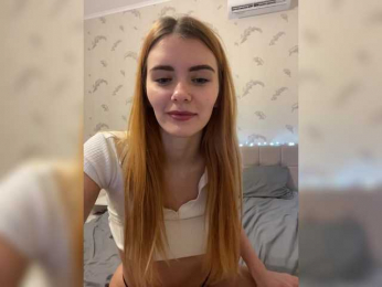 MargoFox webcam model stream image