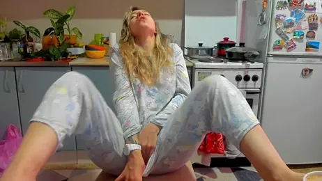 foxy_blond webcam model stream image