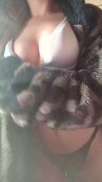 Modelteen webcam model stream image