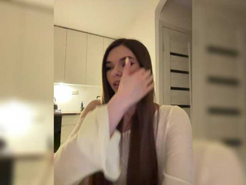 mirrra webcam model stream image