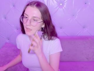 Vixen Light webcam model stream image