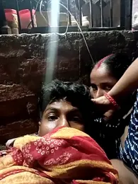 Shivanisingh4 webcam stripchat model stream image