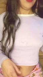 Roxyxx2 webcam model stream image