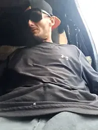 Romance32 webcam model stream image