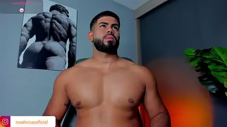 noah_crux webcam model stream image