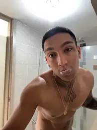 sendfer webcam stripchat model stream image