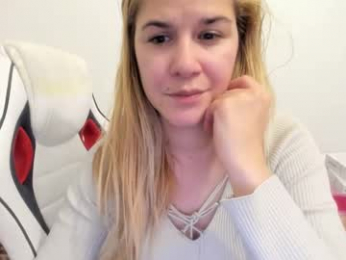 artsyandcraftsy_ webcam model stream image