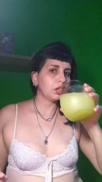 Ayuqueen webcam model stream image