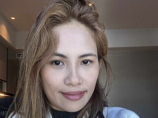 Bella Islove webcam model stream image