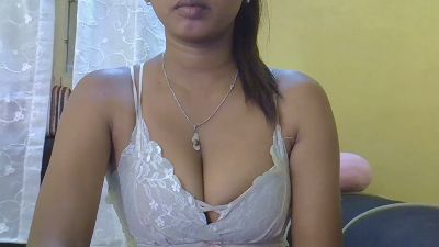 Crystal_bella webcam model stream image