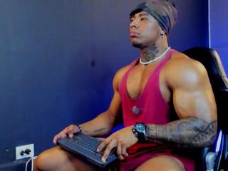 Bramdon Smith webcam model stream image