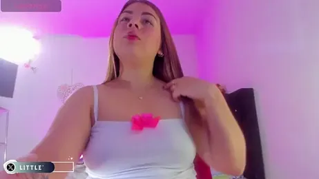 little_tifanny82 webcam model stream image