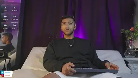 Colstorw_ webcam model stream image