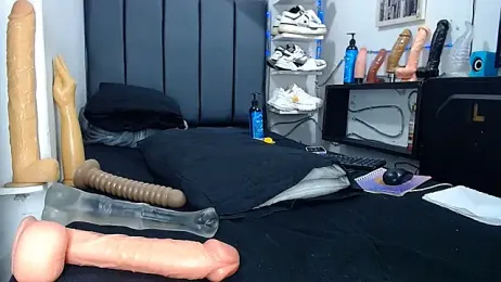 LaGersoon webcam stripchat model stream image