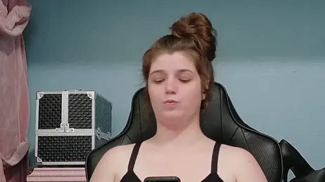 TreeJeanne webcam model stream image