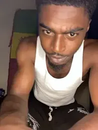 BrownSkinHandsome webcam model stream image