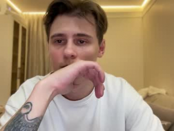 tyler_garrner webcam model stream image