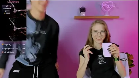 lulu_fly_ webcam model stream image