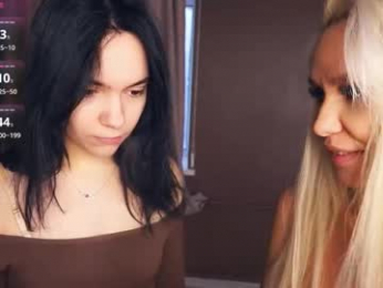 katievillard webcam model stream image