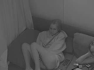 voyeurcam-julmodels-living-7 webcam camsoda model stream image