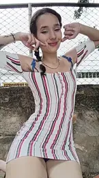 sweet_outdoor_charm webcam model stream image