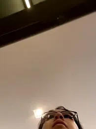 amooraaamoon webcam model stream image