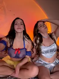 JordanXo webcam model stream image