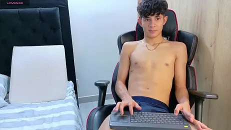 Noah-Garcia webcam model stream image