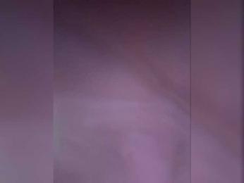 Skin2Skin webcam model stream image