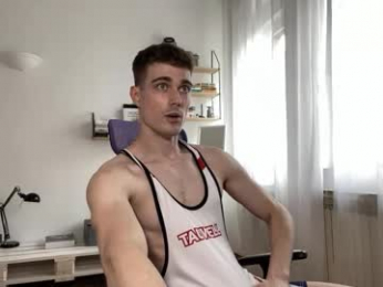 hornytwunk01 webcam model stream image