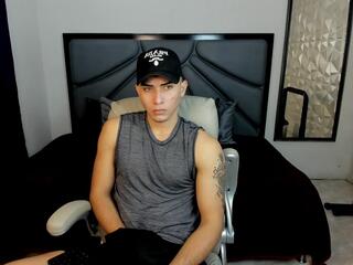 Roman Kade webcam model stream image