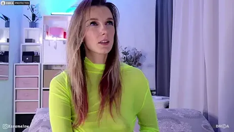 Karamelsw_ webcam model stream image