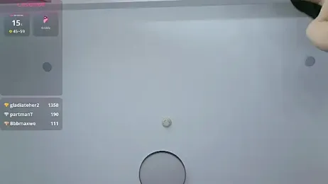 Lucky-baby webcam model stream image