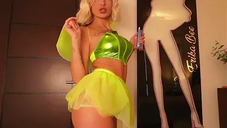 LunaMystyque webcam model stream image