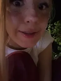 SweetBunnyGF webcam model stream image