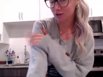 lilyyymonroee webcam model stream image