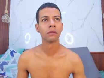 yayi_and_derek webcam model stream image