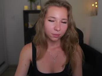 vivienvance18 webcam model stream image