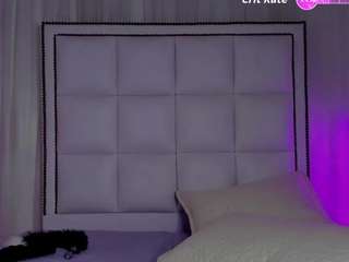 lolalovevip webcam camsoda model stream image